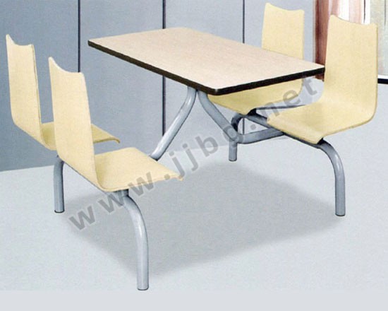 點擊查看商品:餐桌椅